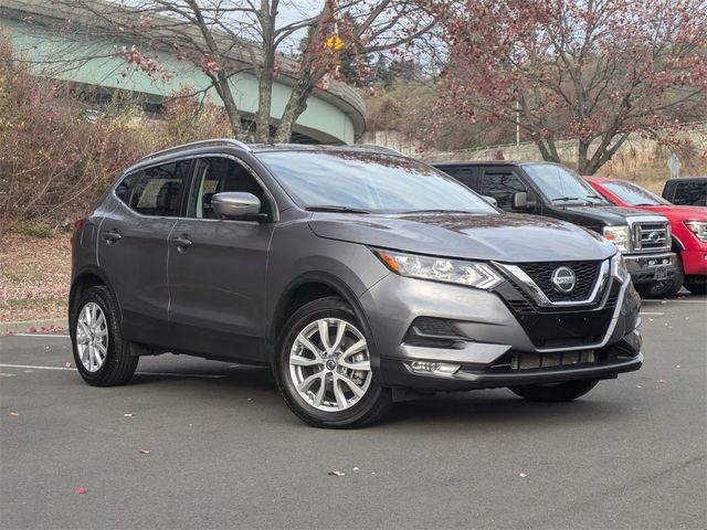 2022 Nissan Rogue Sport SV