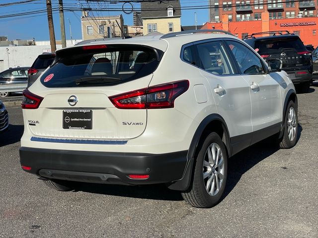 2022 Nissan Rogue Sport SV