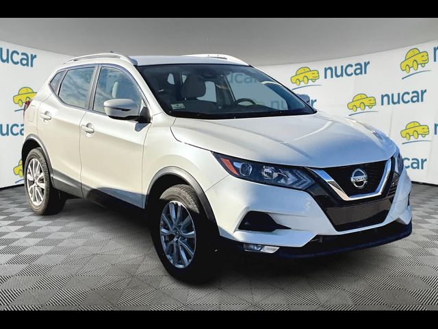 2022 Nissan Rogue Sport SV