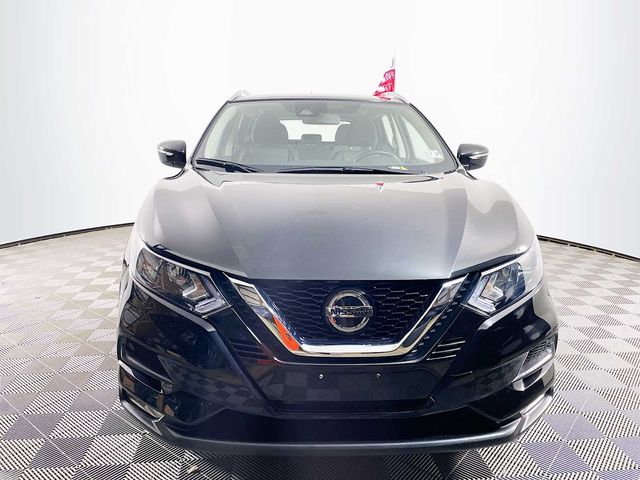 2022 Nissan Rogue Sport SV