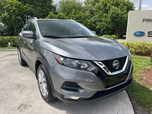 2022 Nissan Rogue Sport SV