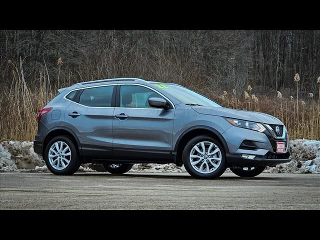 2022 Nissan Rogue Sport SV