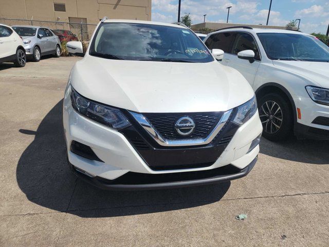 2022 Nissan Rogue Sport SV