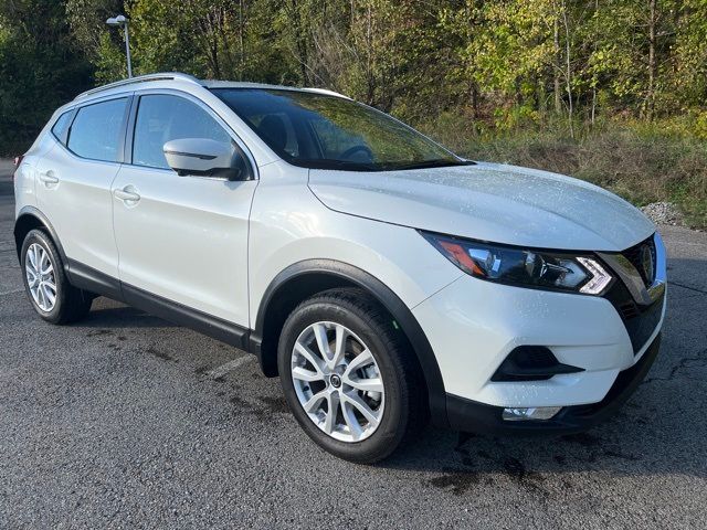 2022 Nissan Rogue Sport SV