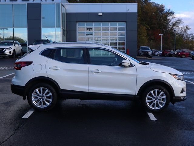 2022 Nissan Rogue Sport SV