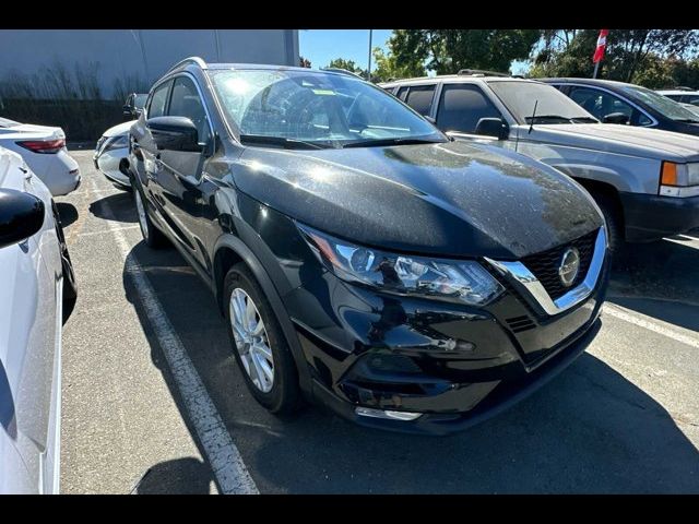 2022 Nissan Rogue Sport SV