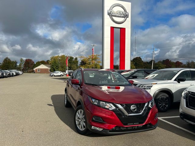 2022 Nissan Rogue Sport SV