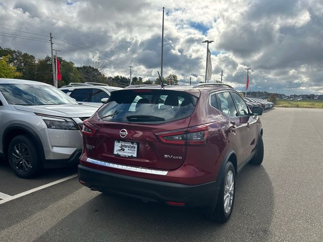 2022 Nissan Rogue Sport SV