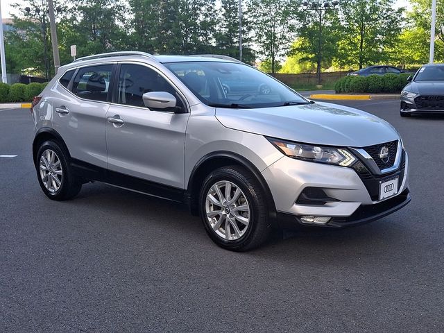 2022 Nissan Rogue Sport SV