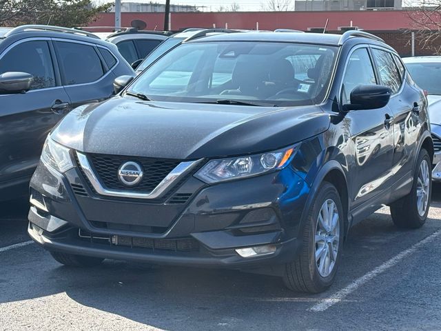 2022 Nissan Rogue Sport SV