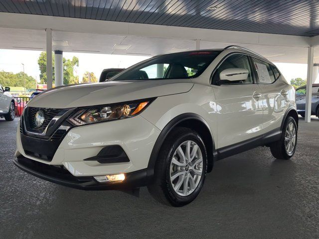 2022 Nissan Rogue Sport SV