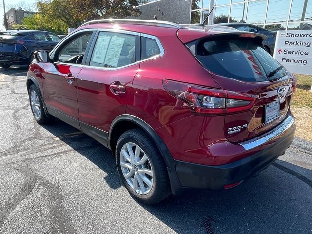 2022 Nissan Rogue Sport SV