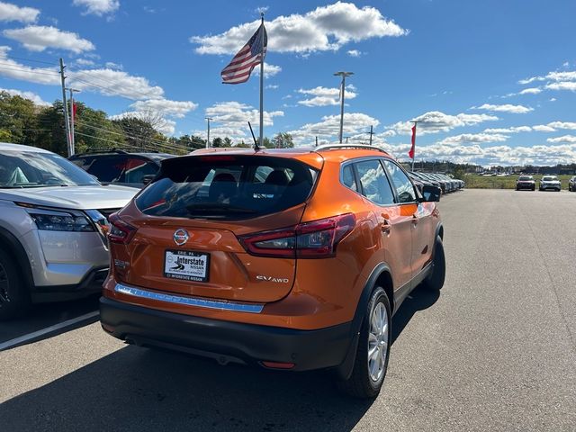 2022 Nissan Rogue Sport SV