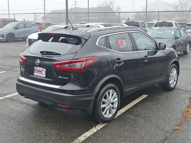 2022 Nissan Rogue Sport SV