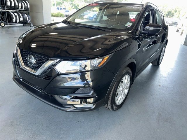 2022 Nissan Rogue Sport SV