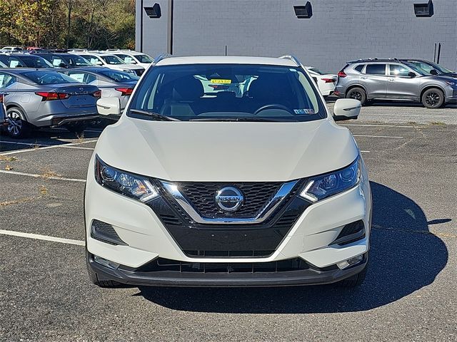 2022 Nissan Rogue Sport SV