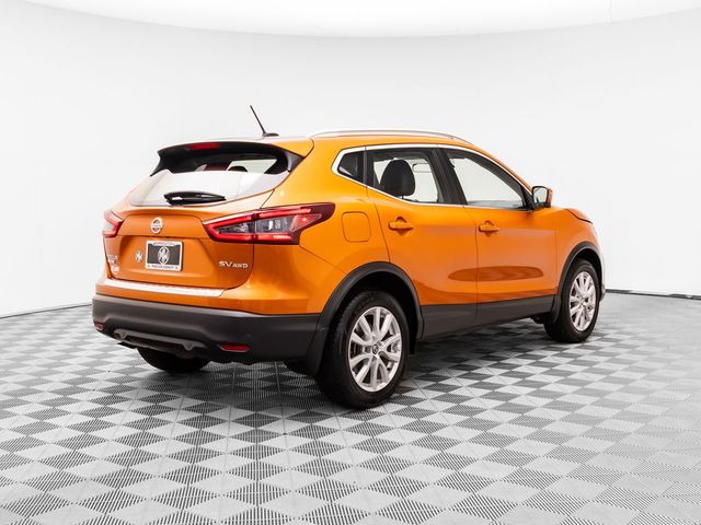 2022 Nissan Rogue Sport SV