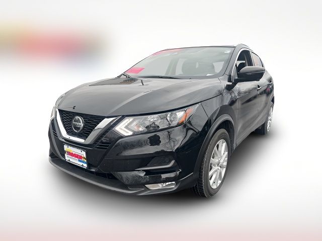 2022 Nissan Rogue Sport SV