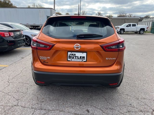 2022 Nissan Rogue Sport SV