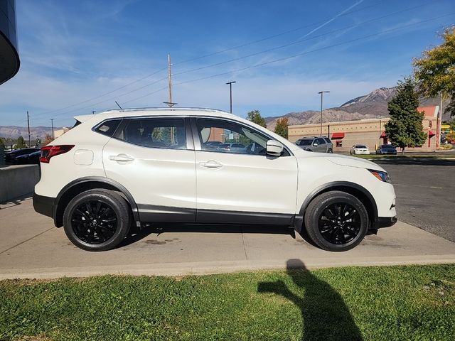 2022 Nissan Rogue Sport SV