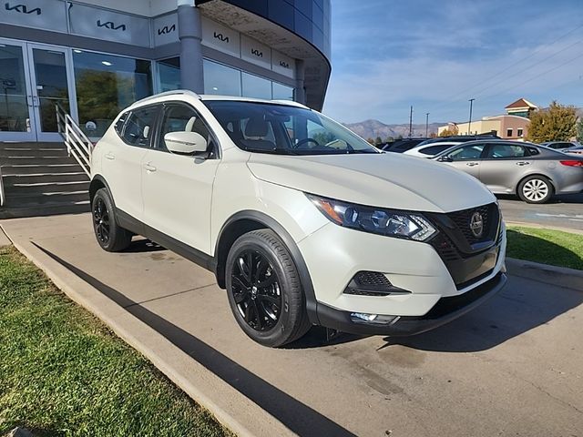 2022 Nissan Rogue Sport SV