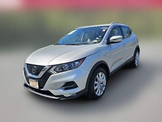 2022 Nissan Rogue Sport SV