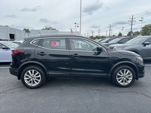 2022 Nissan Rogue Sport SV