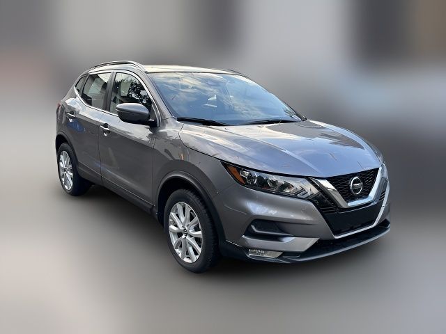 2022 Nissan Rogue Sport SV