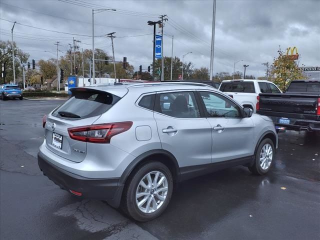 2022 Nissan Rogue Sport SV