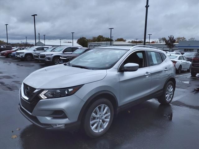 2022 Nissan Rogue Sport SV