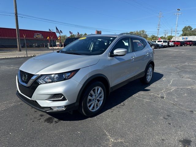 2022 Nissan Rogue Sport SV