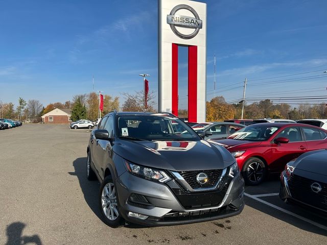 2022 Nissan Rogue Sport SV