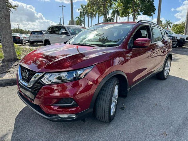 2022 Nissan Rogue Sport SV