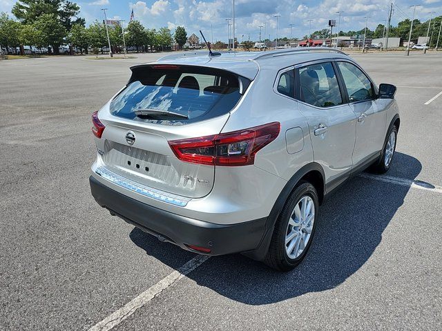 2022 Nissan Rogue Sport SV