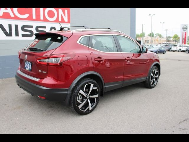 2022 Nissan Rogue Sport SV