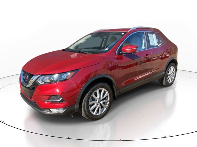 2022 Nissan Rogue Sport SV