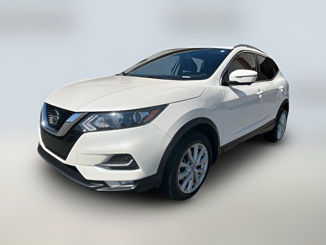 2022 Nissan Rogue Sport SV