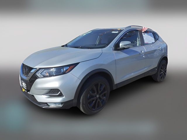 2022 Nissan Rogue Sport SV