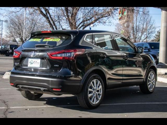 2022 Nissan Rogue Sport S