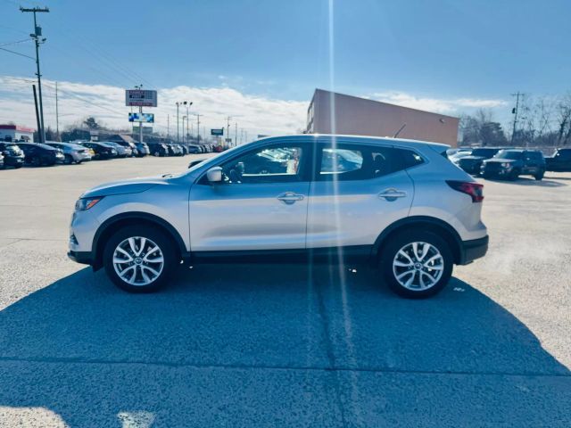 2022 Nissan Rogue Sport S