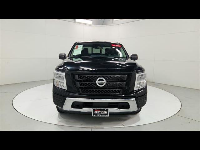2022 Nissan Titan SV