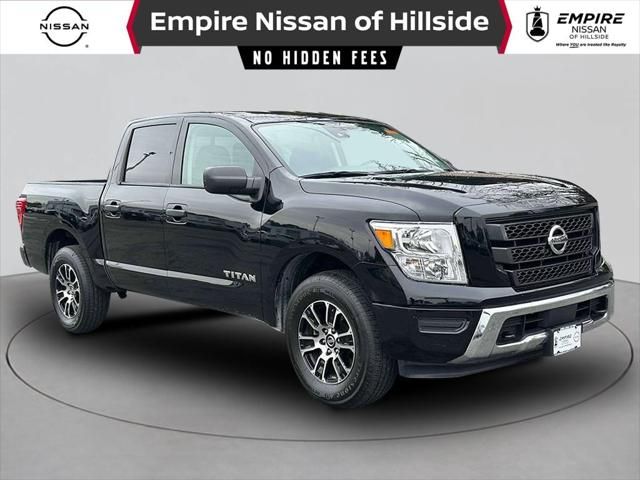 2022 Nissan Titan SV