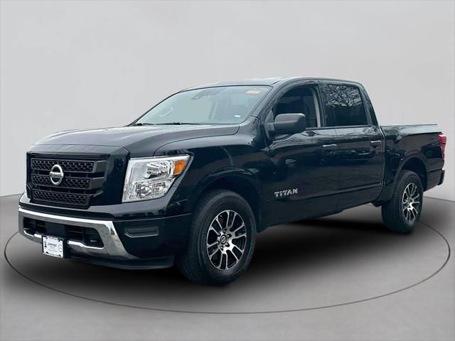 2022 Nissan Titan SV