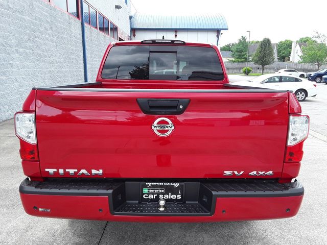 2022 Nissan Titan SV