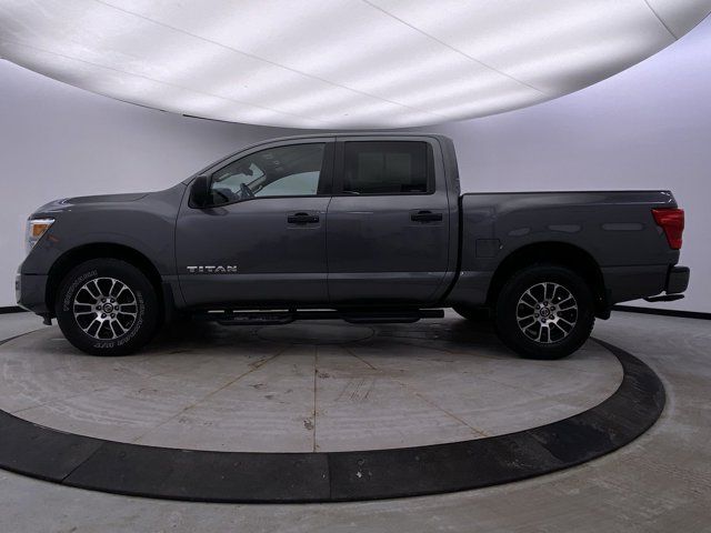 2022 Nissan Titan SV