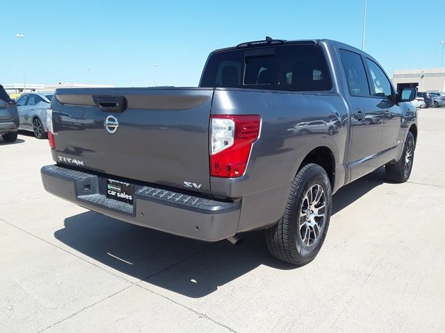 2022 Nissan Titan SV