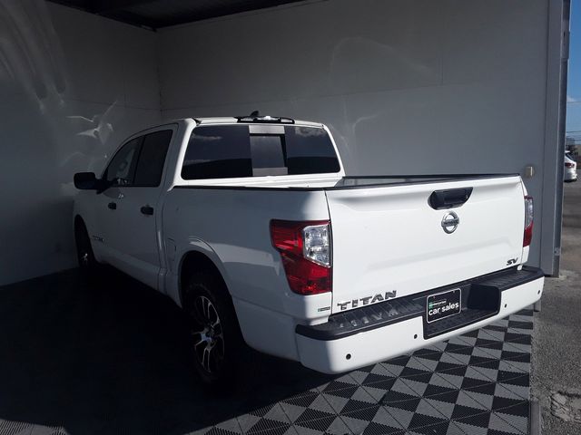 2022 Nissan Titan SV