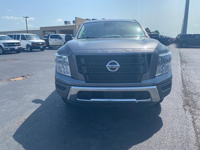 2022 Nissan Titan SV