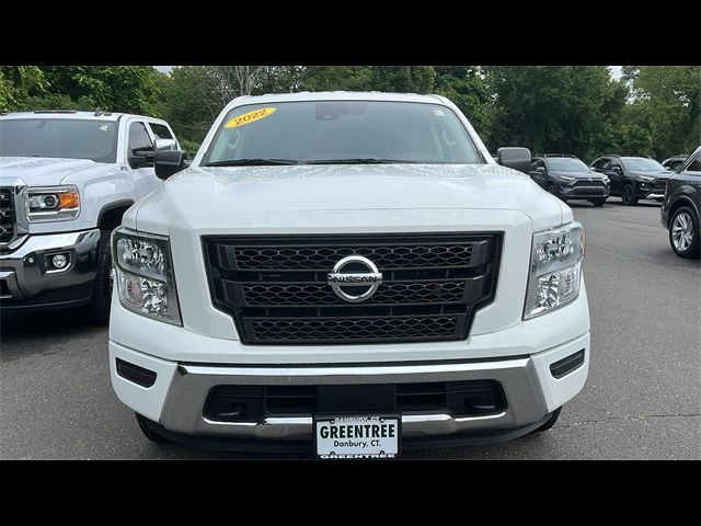 2022 Nissan Titan SV