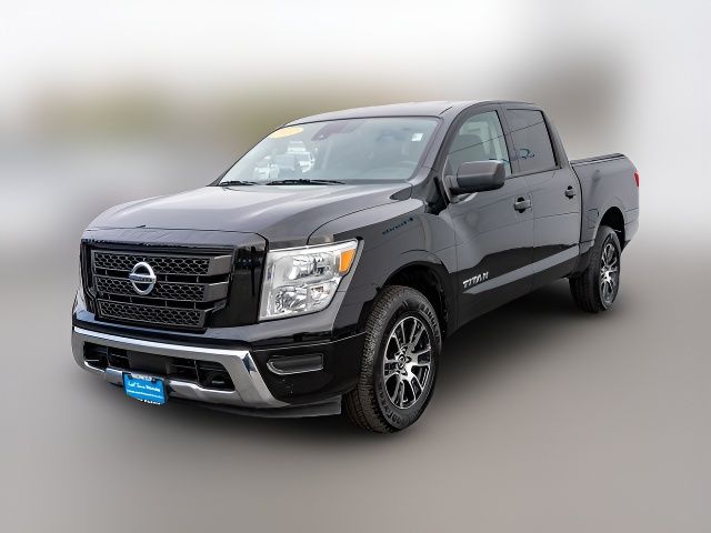 2022 Nissan Titan SV